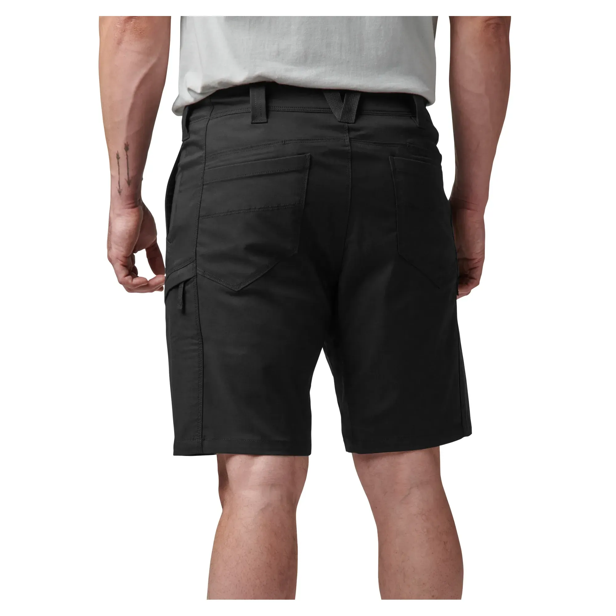 Ridge 9.5" Short — Black (3)